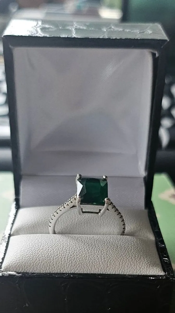 jewellery - Image 4