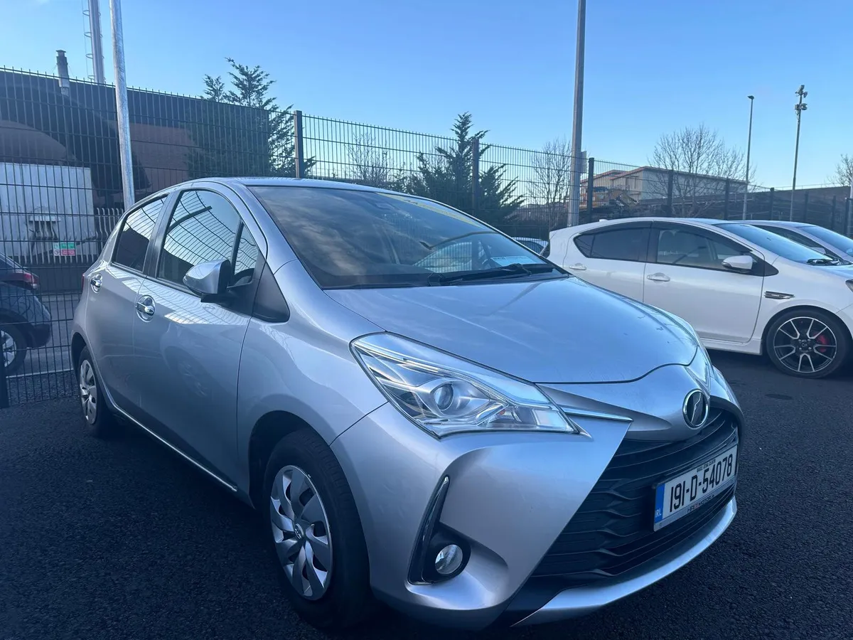 Toyota Vitz/YARIS 2019 - Image 2