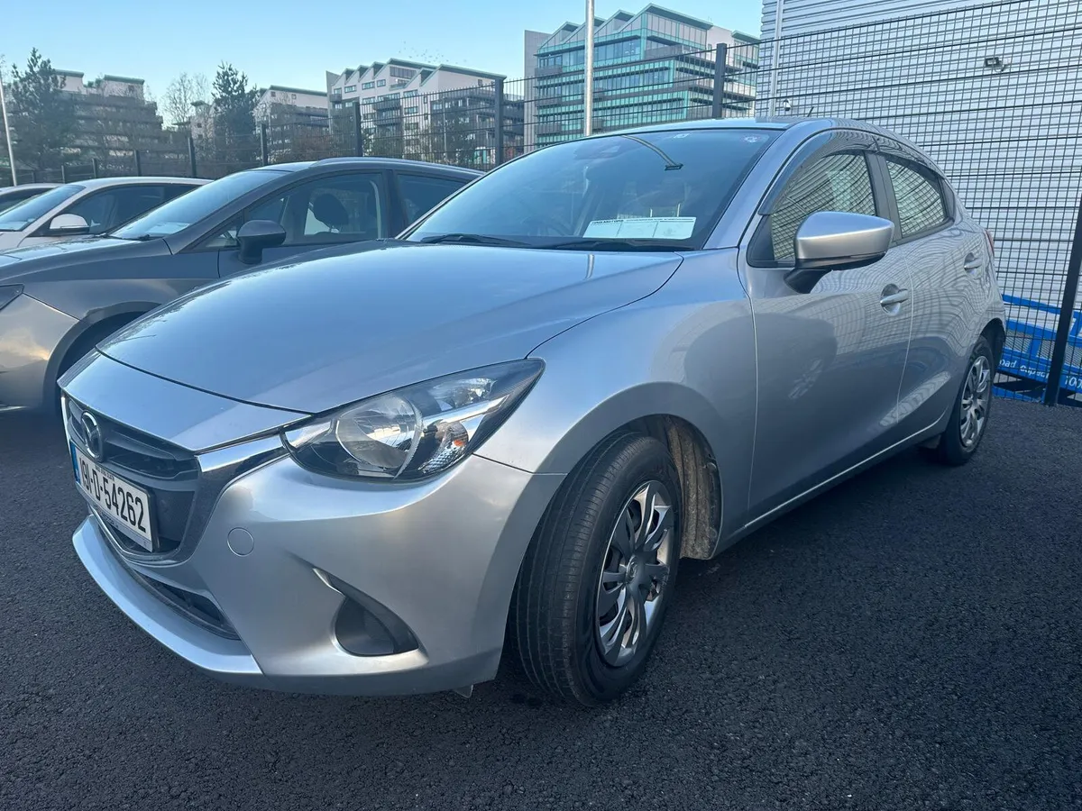MAZDA DEMIO - Image 4