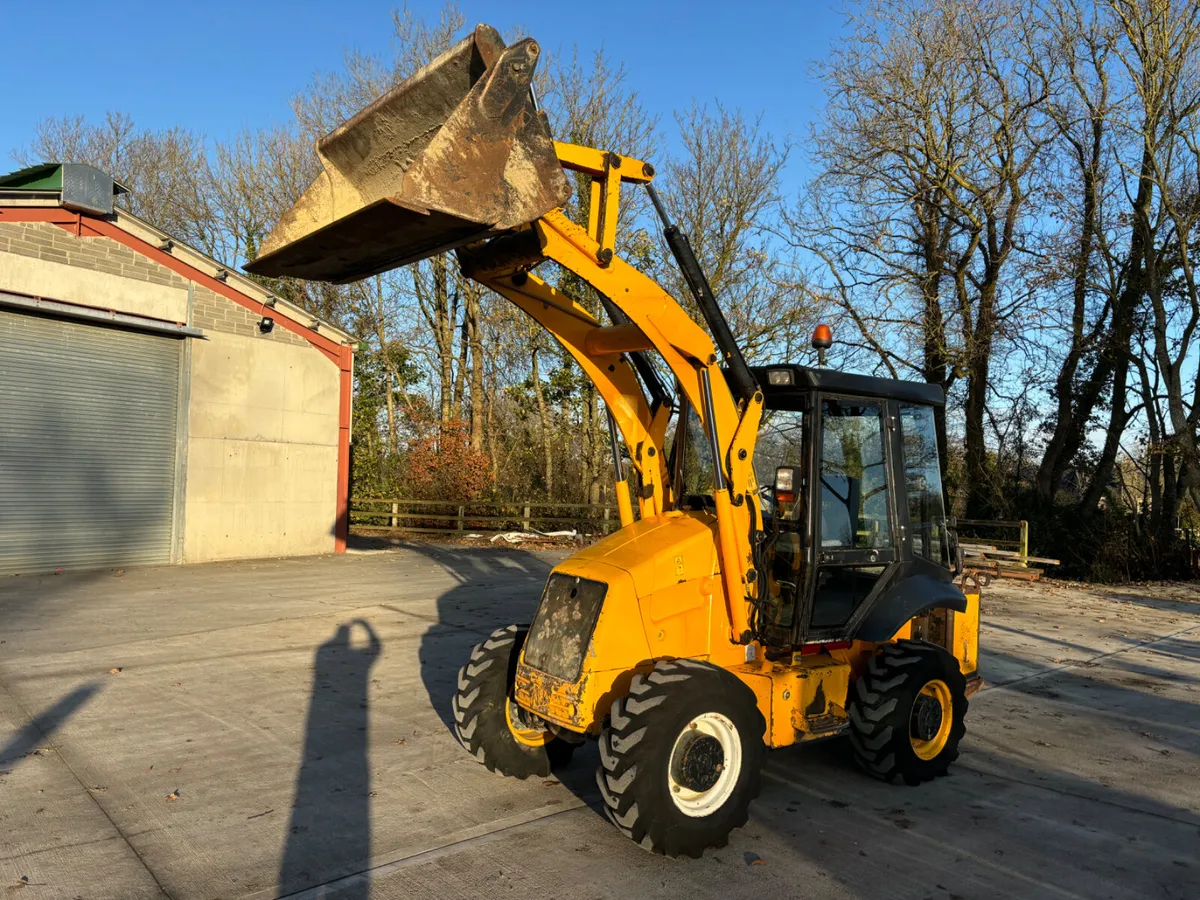 JCB 2CX Loader - Image 4