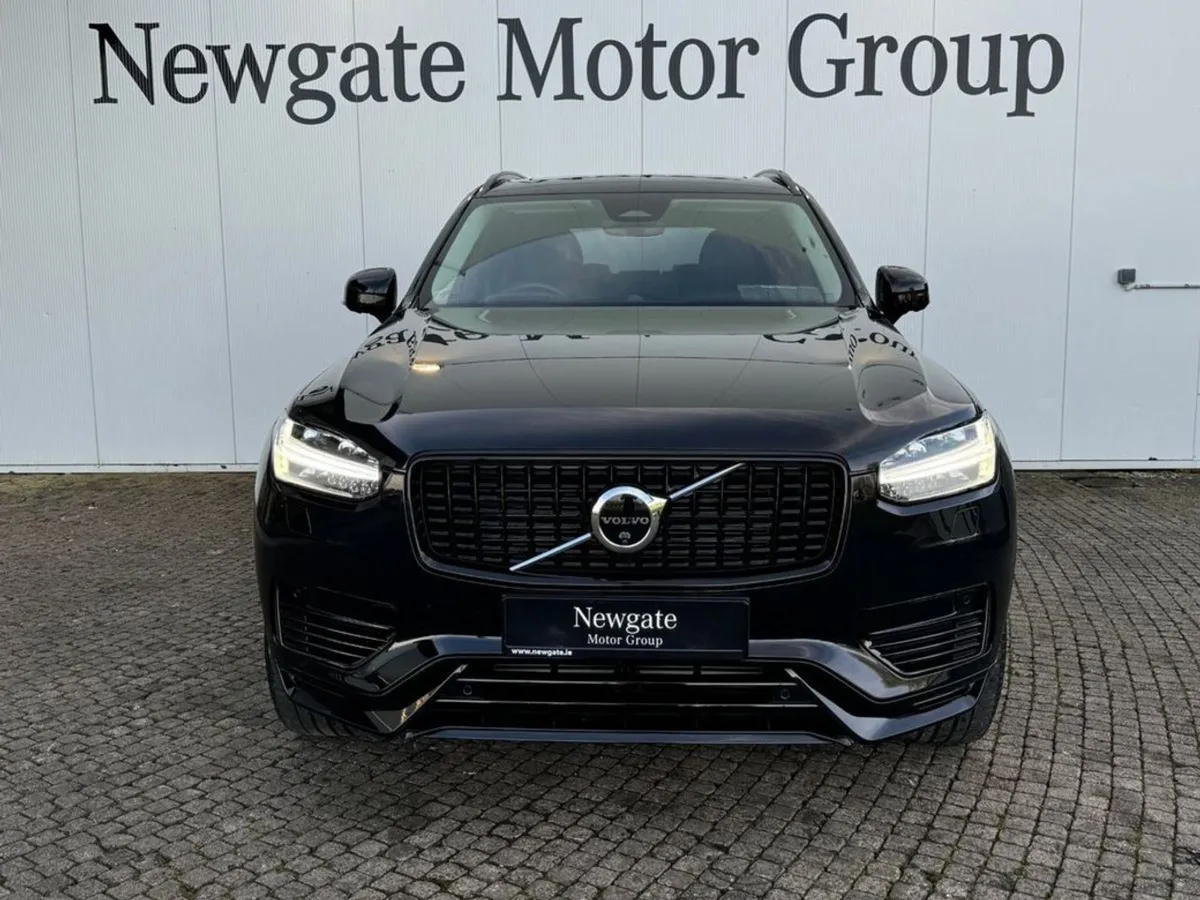 Volvo XC90 Recharge T8 Ultimate AWD - Image 2