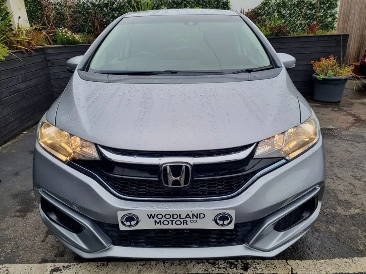 Honda Jazz 1.5 Hybrid / Safety Pack ONE / Tax  170 - Image 4