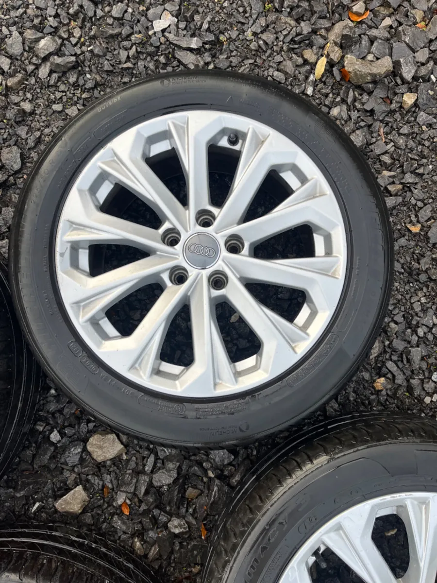 17inch Audi A4 alloy wheels - Image 4