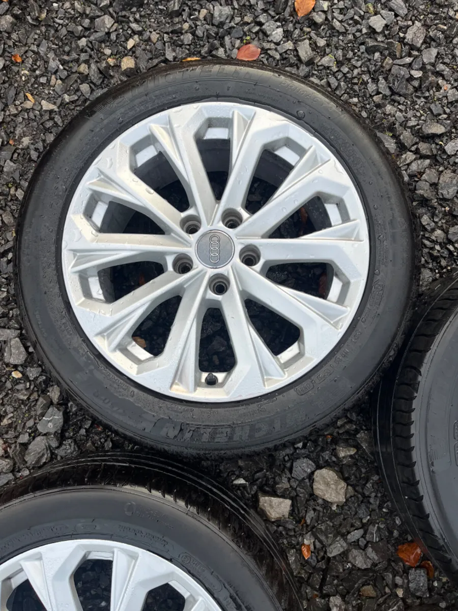 17inch Audi A4 alloy wheels - Image 3
