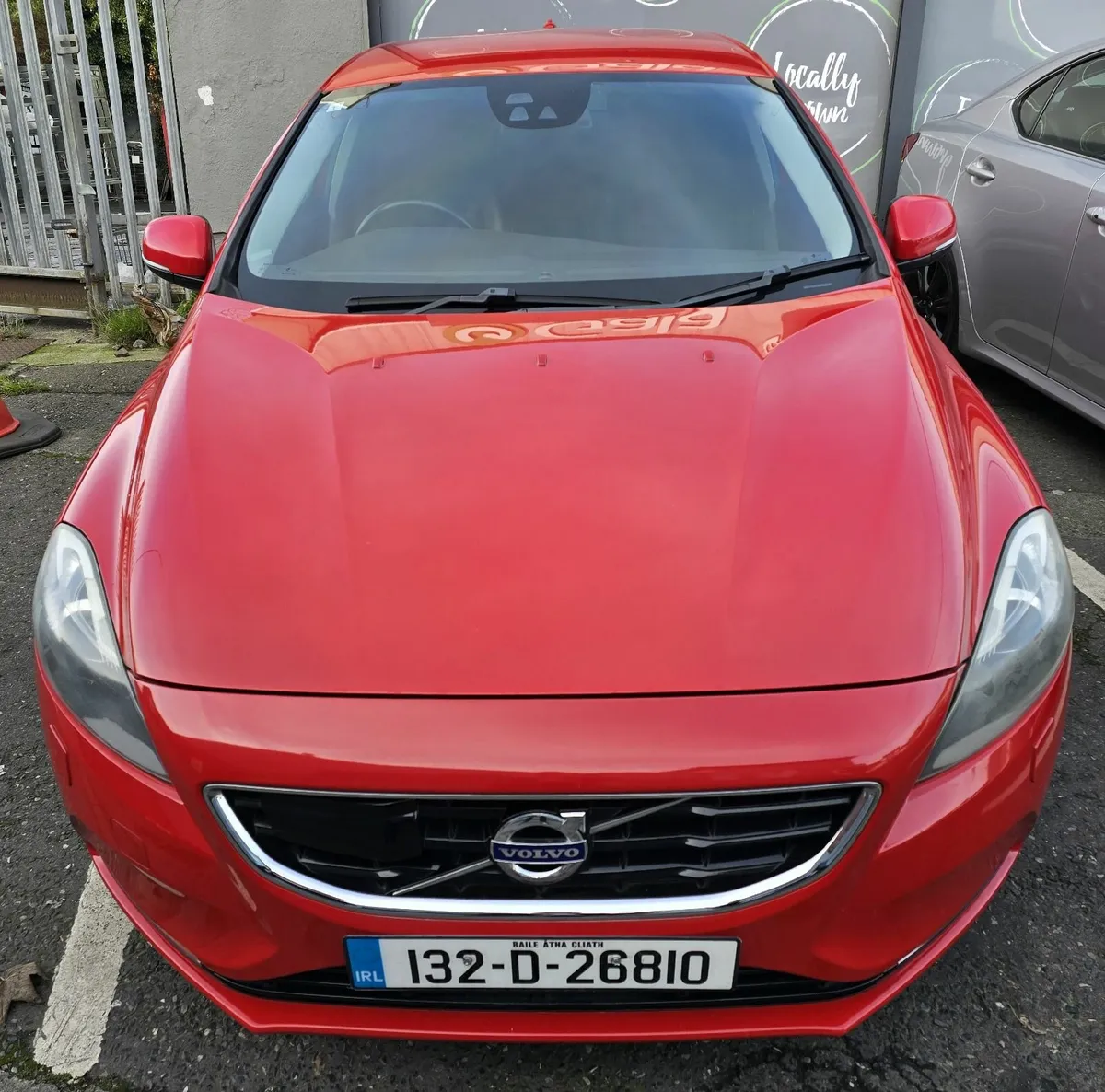 Volvo V40 2013 - Image 1