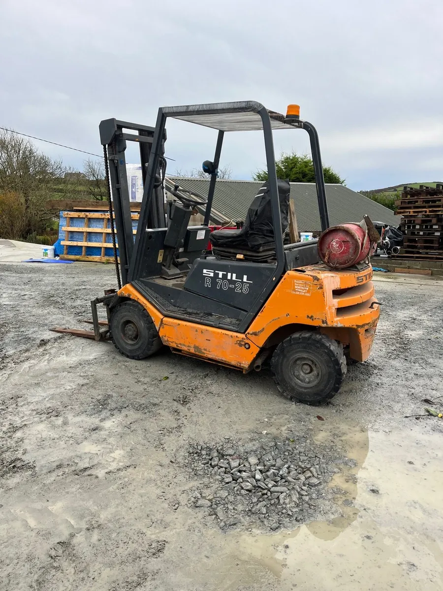 Still 2.5 ton gas forklift - Image 1