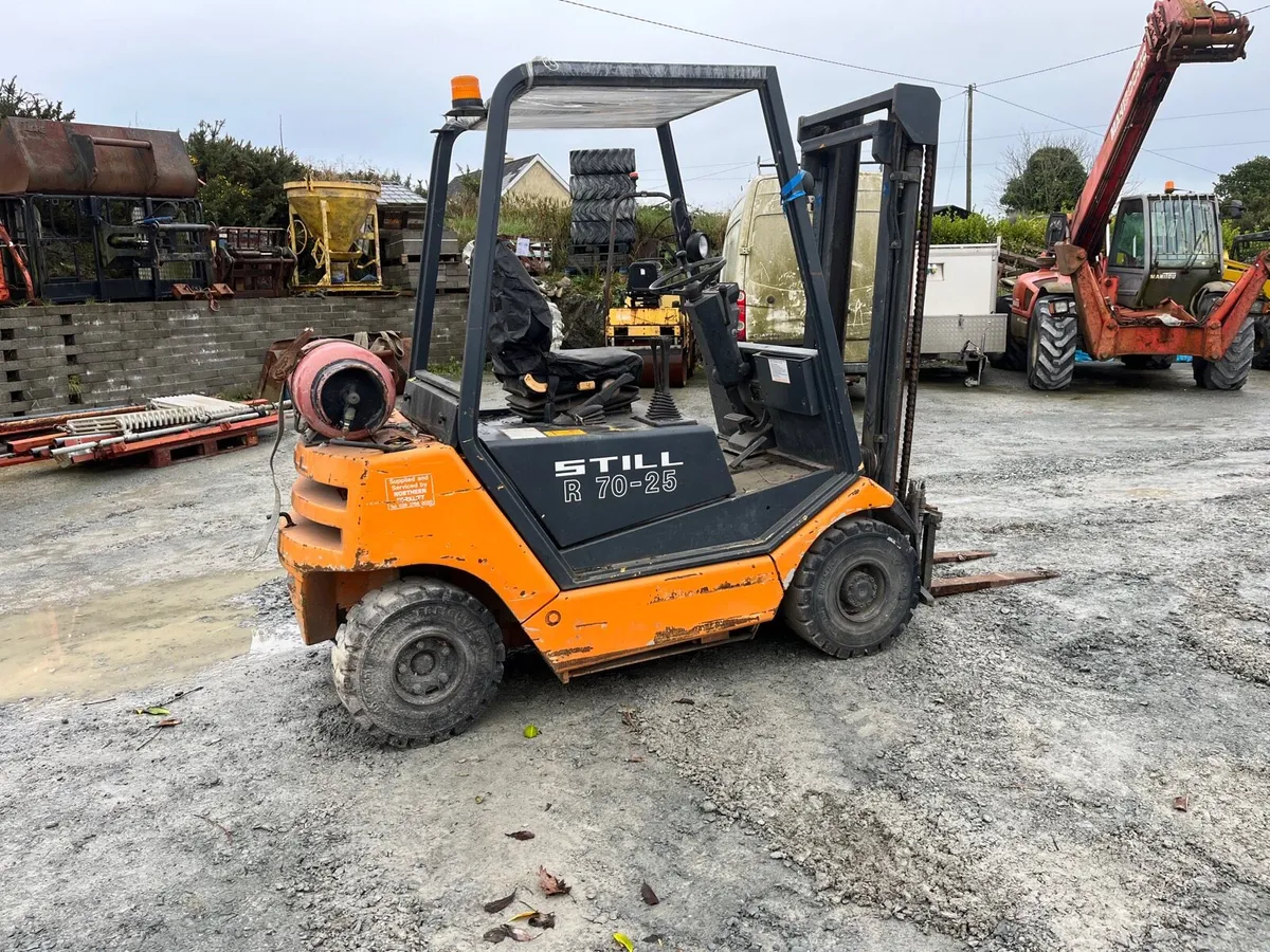 Still 2.5 ton gas forklift - Image 2