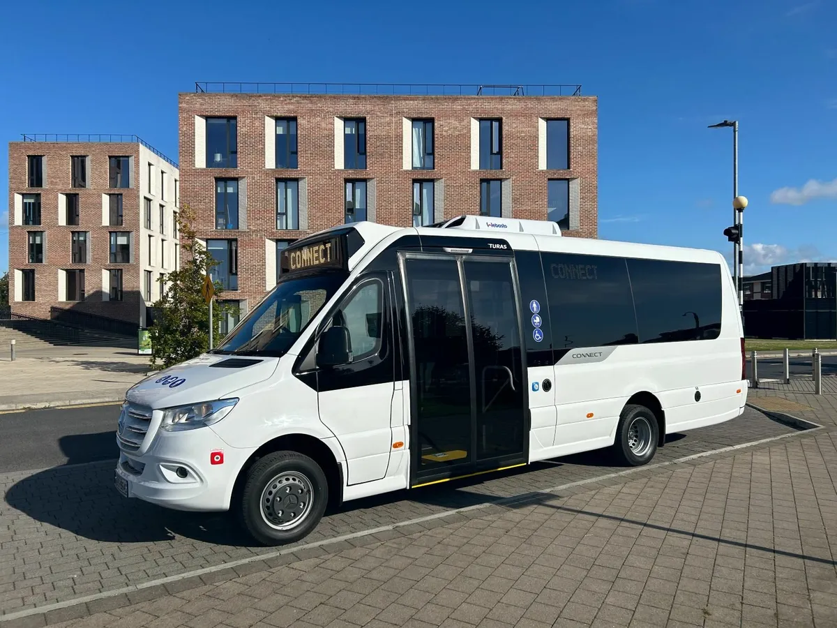 Turas Mercedes Sprinter Low Floor Connect - Image 2