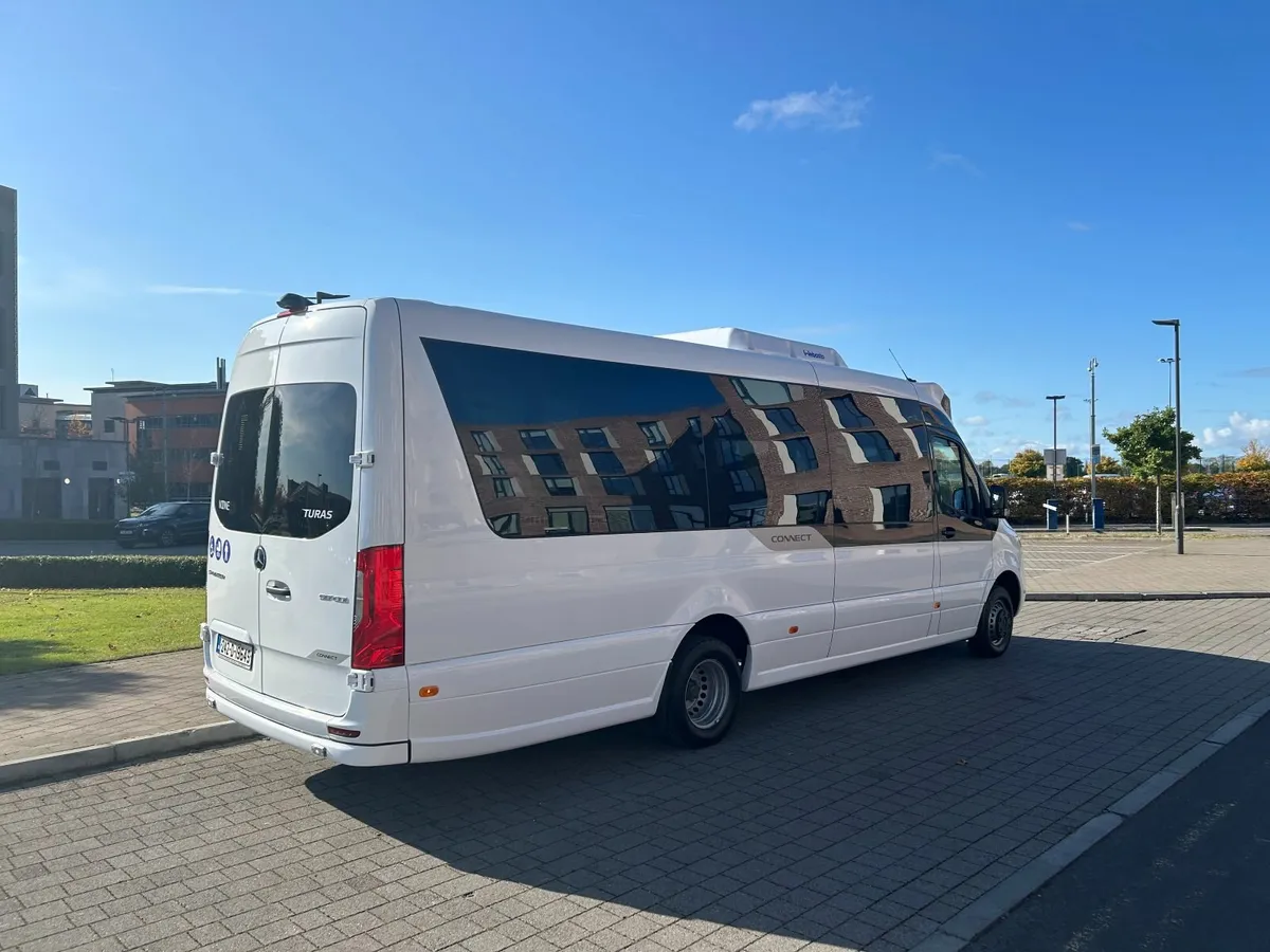 Turas Mercedes Sprinter Low Floor Connect - Image 4