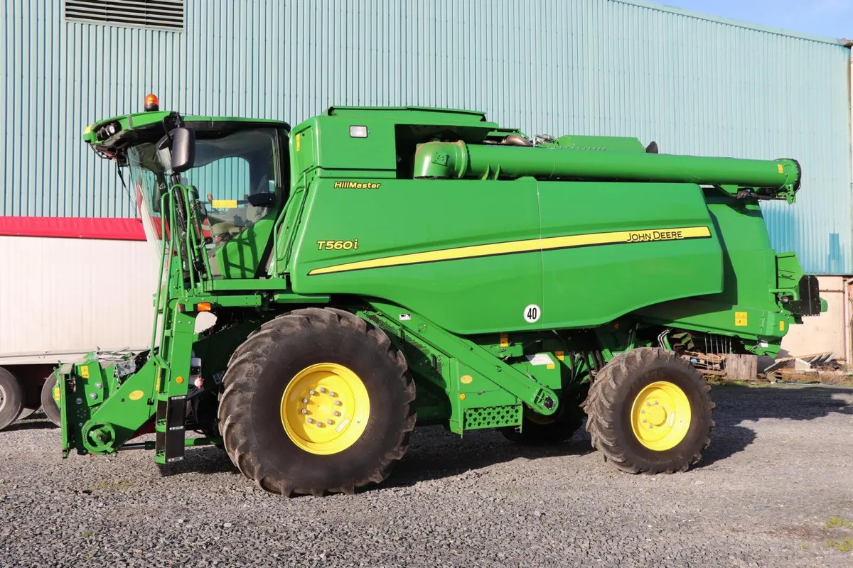 2020 John Deere T560i HillMaster - Image 2