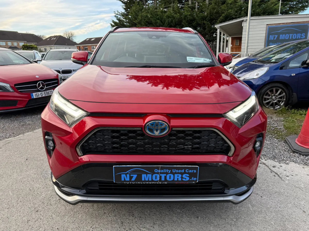 2022 Toyota Rav4  2.5 PLUG-IN HYBRID AUTO - Image 3