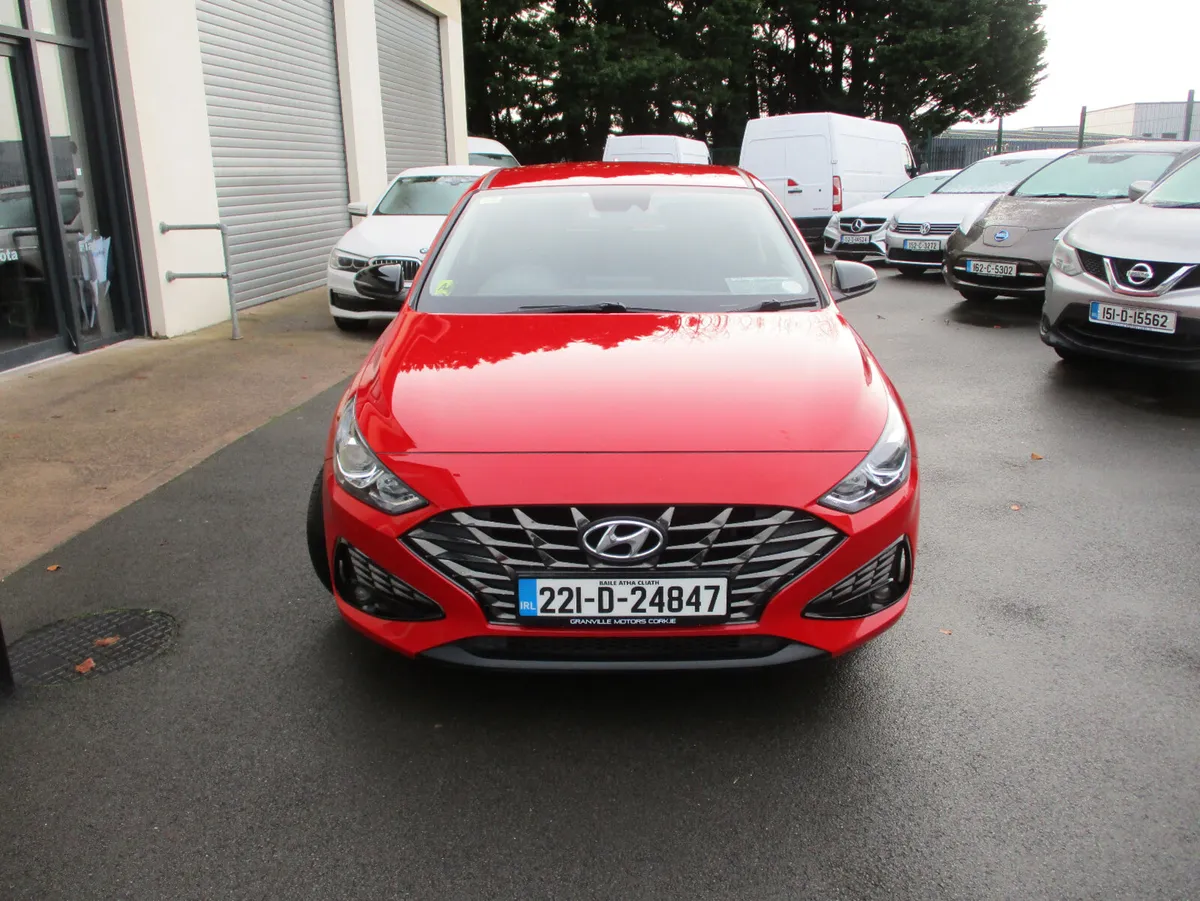 Hyundai i30 Delux 1.6dsl 2022 - Image 2