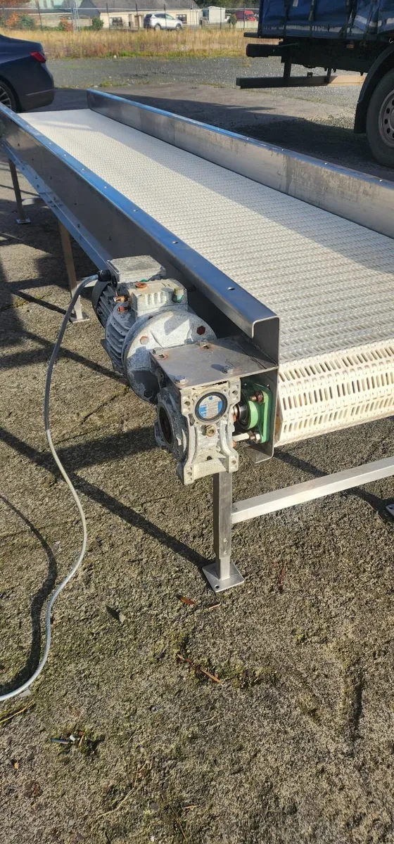 4.5M Stainless Steel Conveyor - Image 2