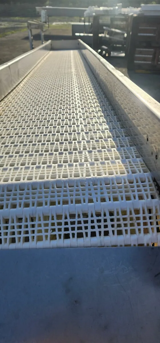 3.5M Stainless Steel Conveyor - Image 1