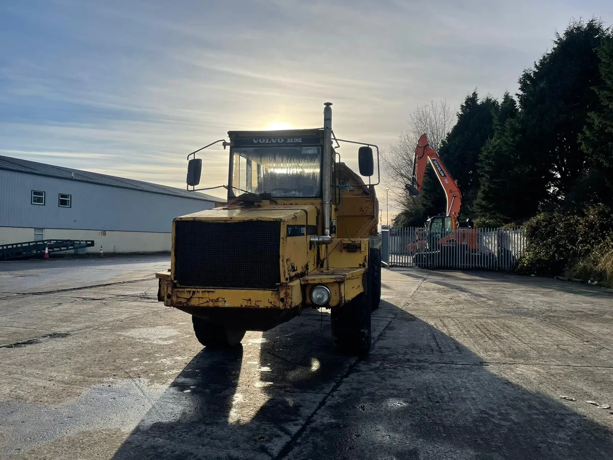 1991 VOLVO A20 6X6 DUMP TRUCK - Image 3