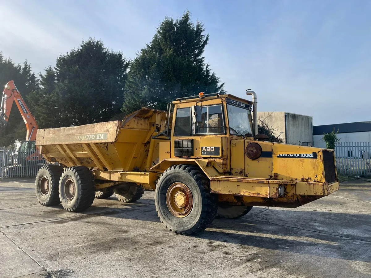 1991 VOLVO A20 6X6 DUMP TRUCK - Image 2