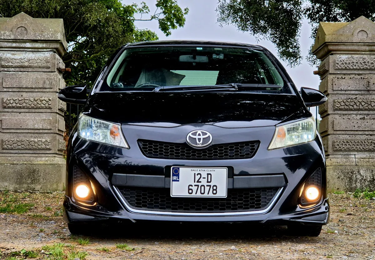 2012 TOYOTA VITZ RS  €7,550 NCT'D - Image 3
