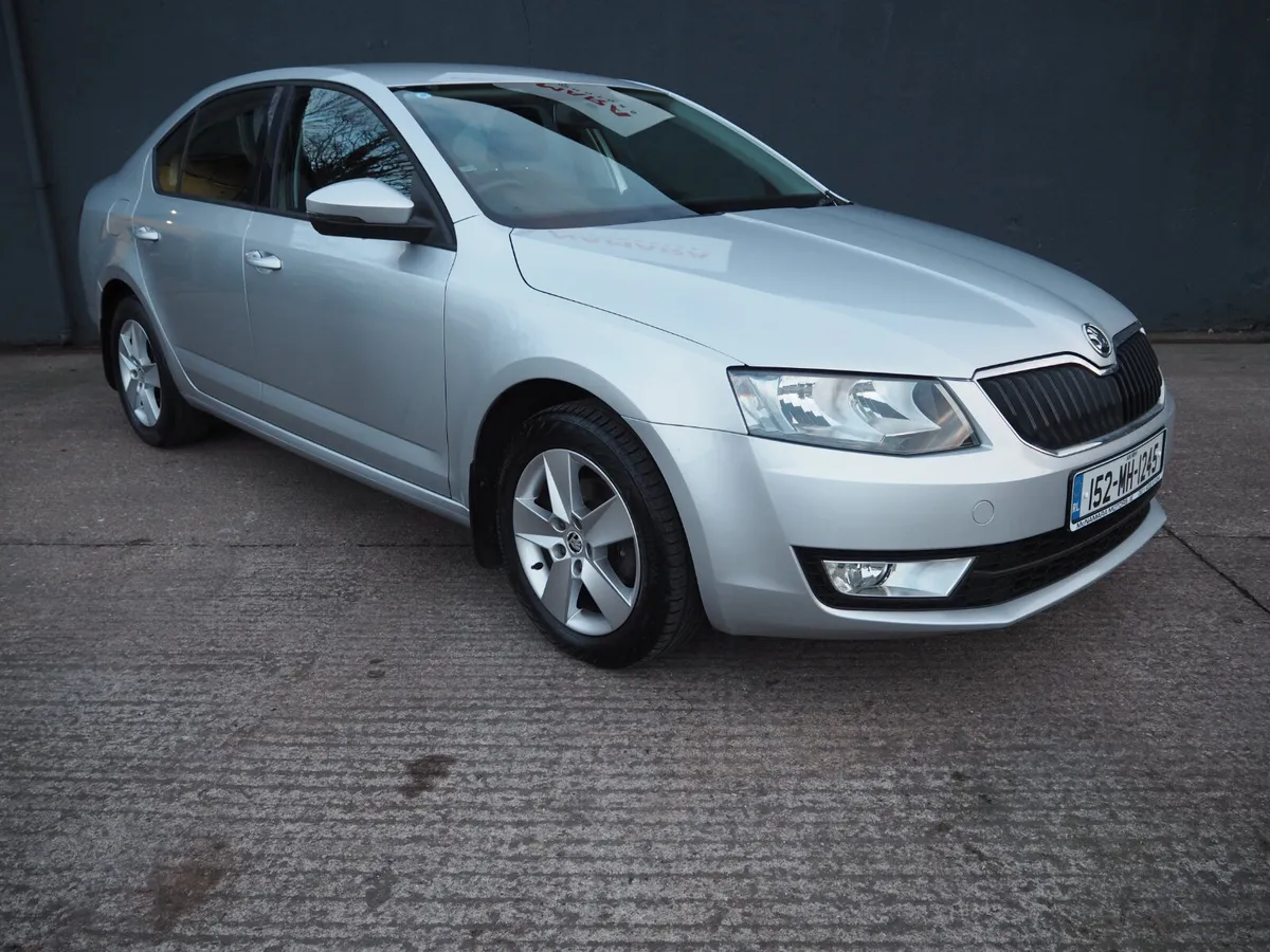 Skoda Octavia Ambition 1 Owner Low Kms Exceptional - Image 3