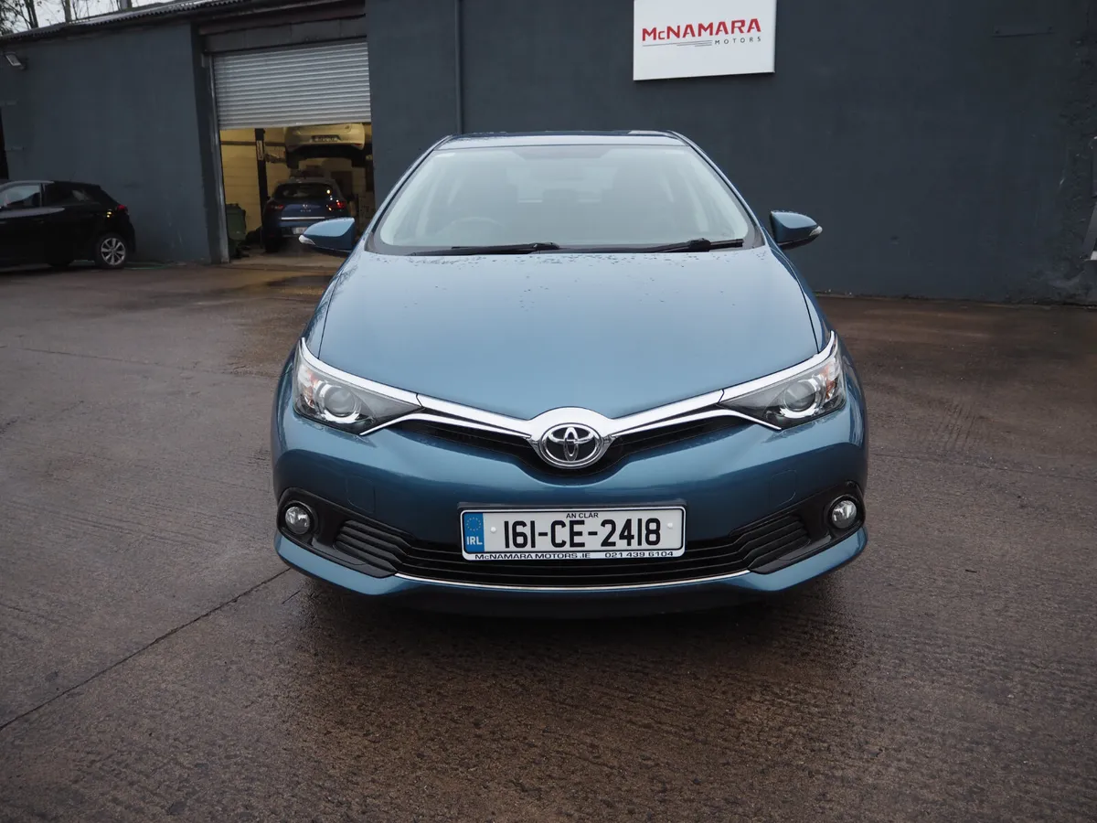 Toyota Auris Luna Low Mileage Exceptional! - Image 4