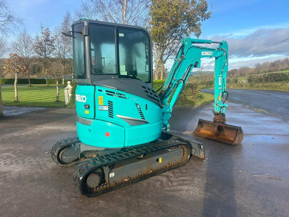 Kobelco 2.8 ton *2022*800 hours - Image 2