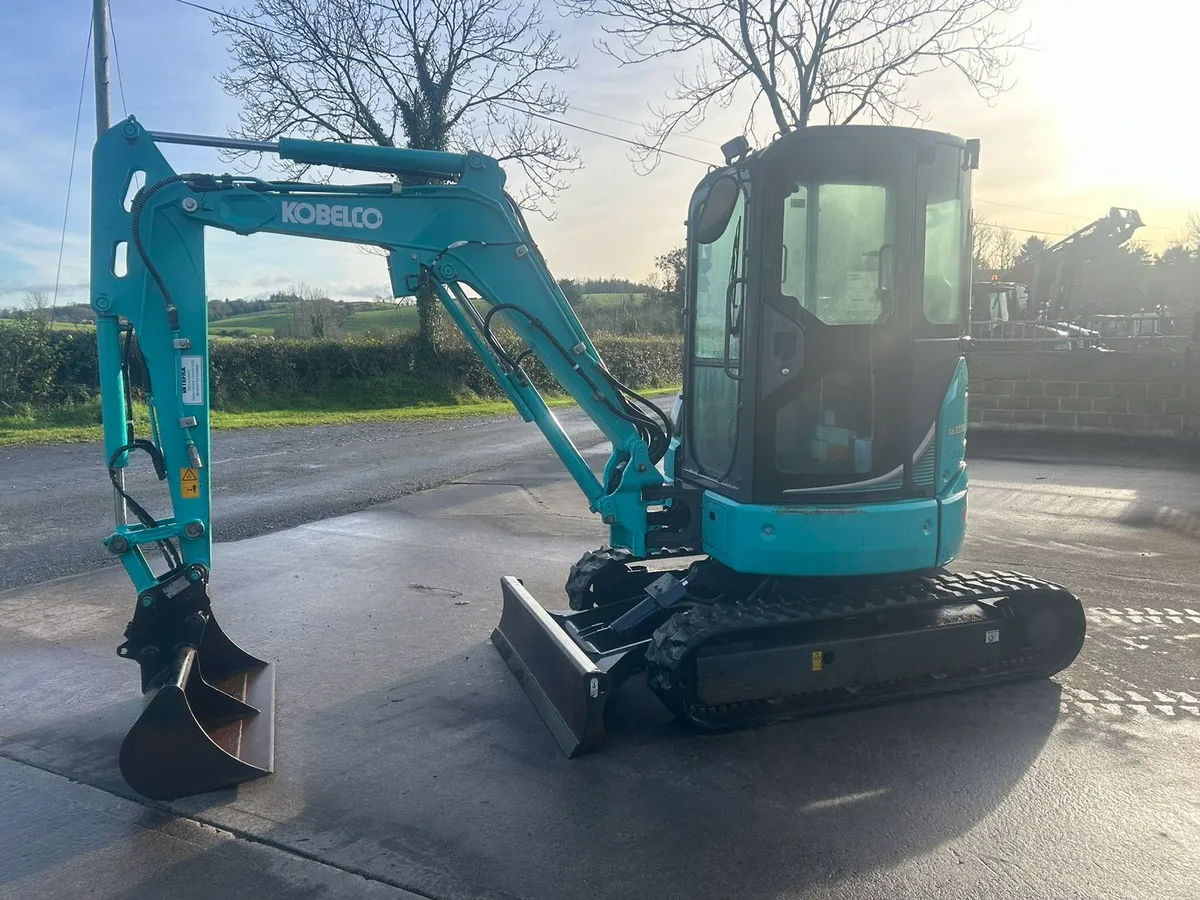 Kobelco 2.8 ton *2022*800 hours - Image 3