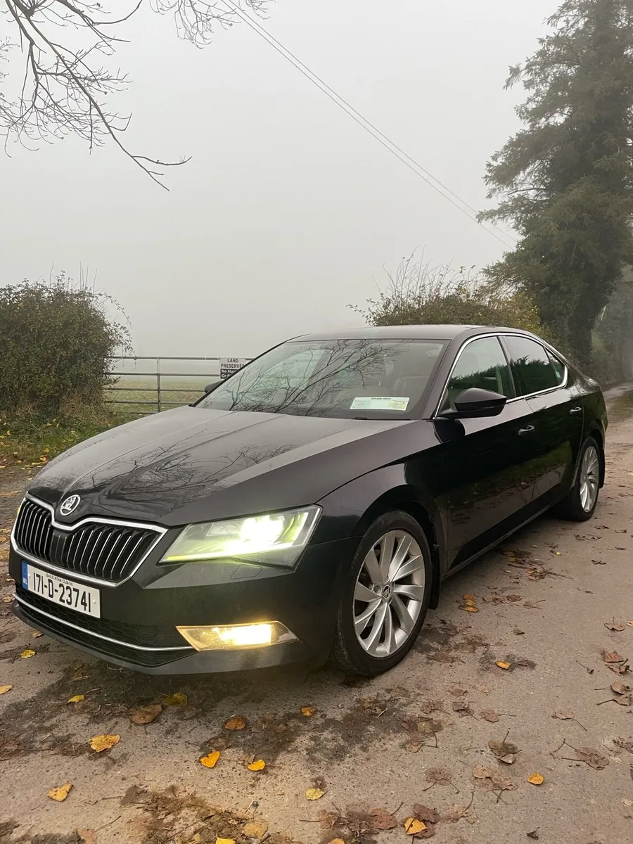 2017 Skoda Superb NEW NCT - Image 1