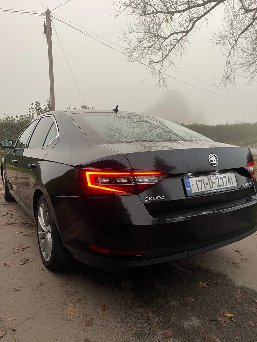 2017 Skoda Superb NEW NCT - Image 3