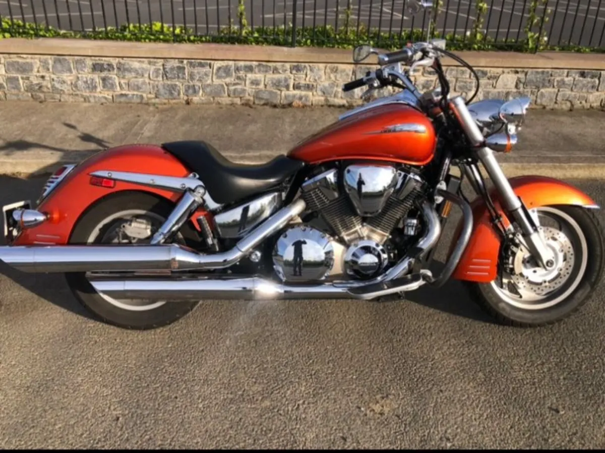 Honda VTX 1800cc - Image 1