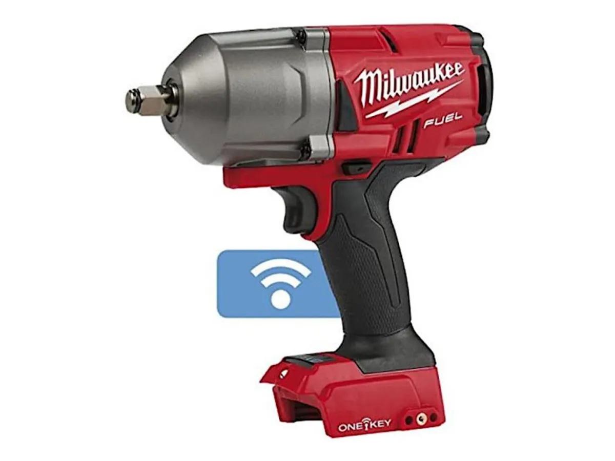 Milwaukee M18 1/2"  IMPACT GUN - Image 2