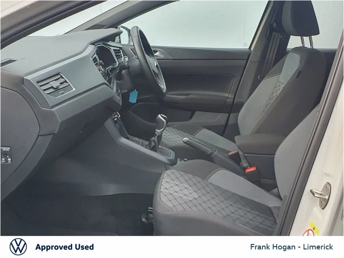 Volkswagen Polo 1.0 TSI 95hp R-line - EX Demo - Image 4