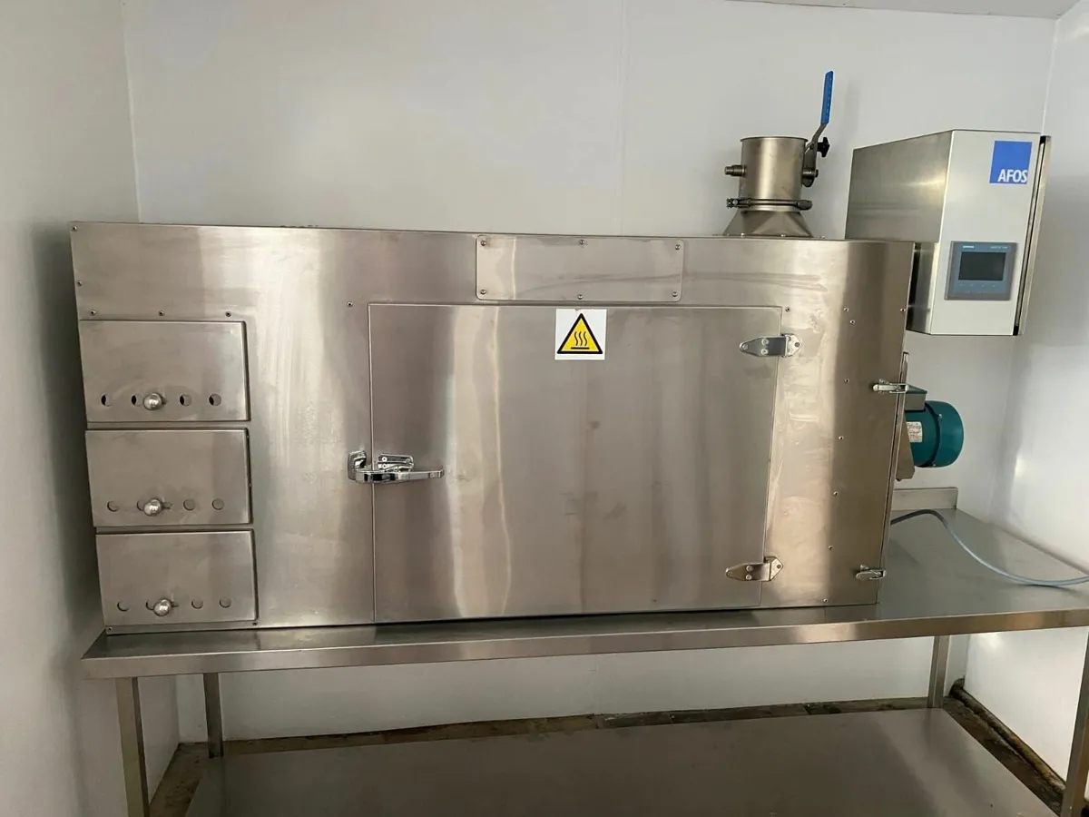 Professional smoke oven - Image 1