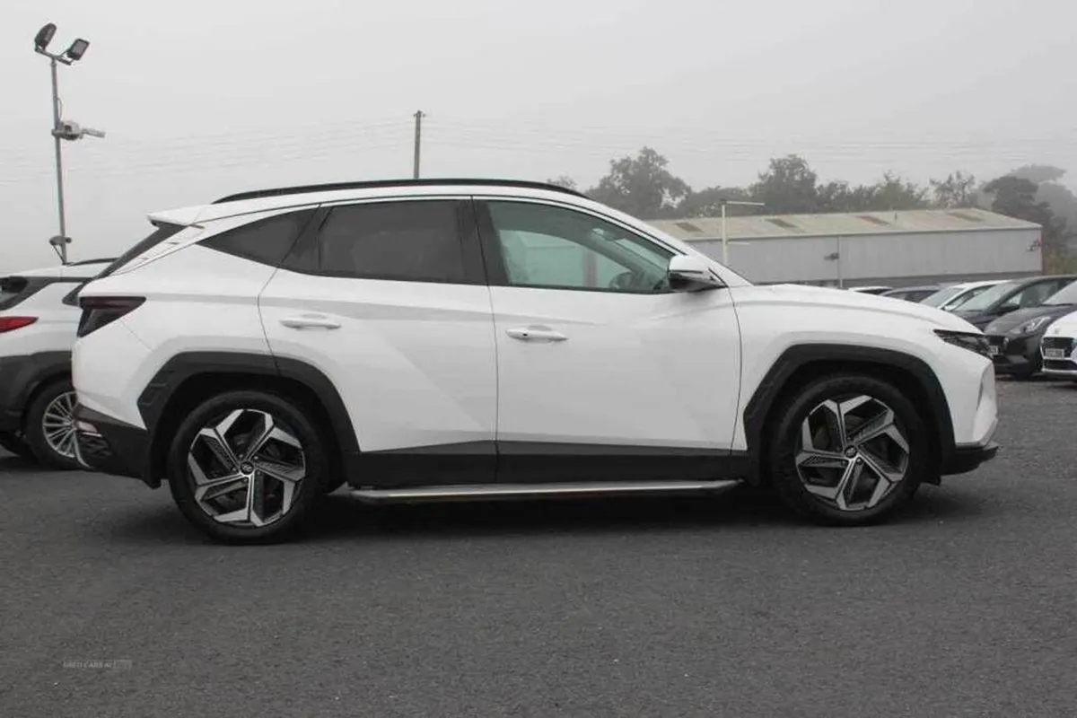 Hyundai Tucson 1.6 Tgdi Ultimate 5dr 2WD - Image 2