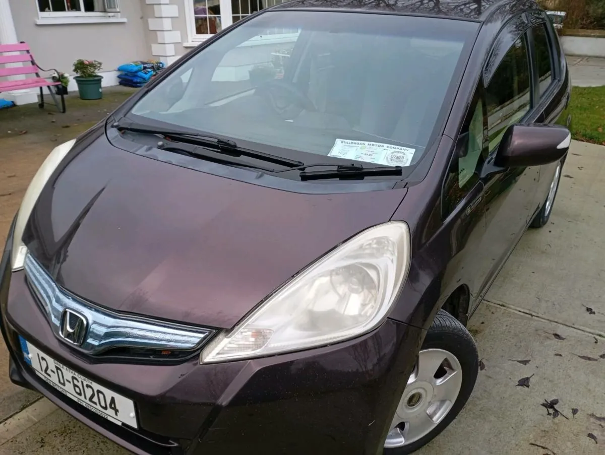 2012 HONDA FIT  HYBRID 5DR. Auto. NCT 23-Mar-26 - Image 1