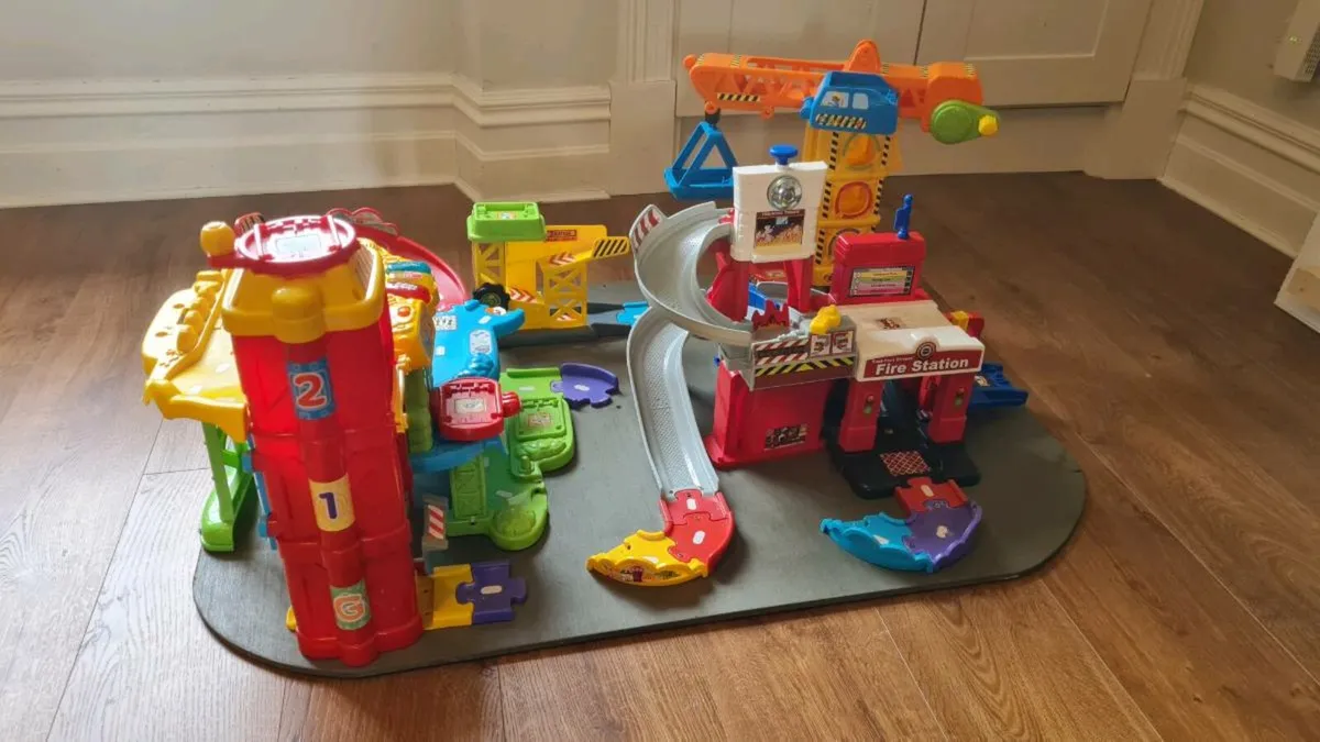 Toy - Image 4