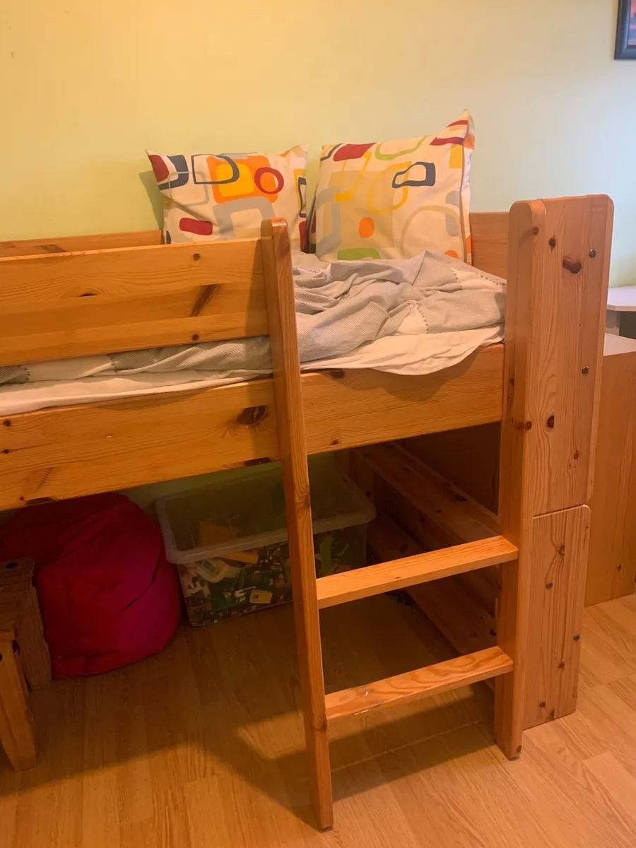 Children’s Bedroom Set - Image 2
