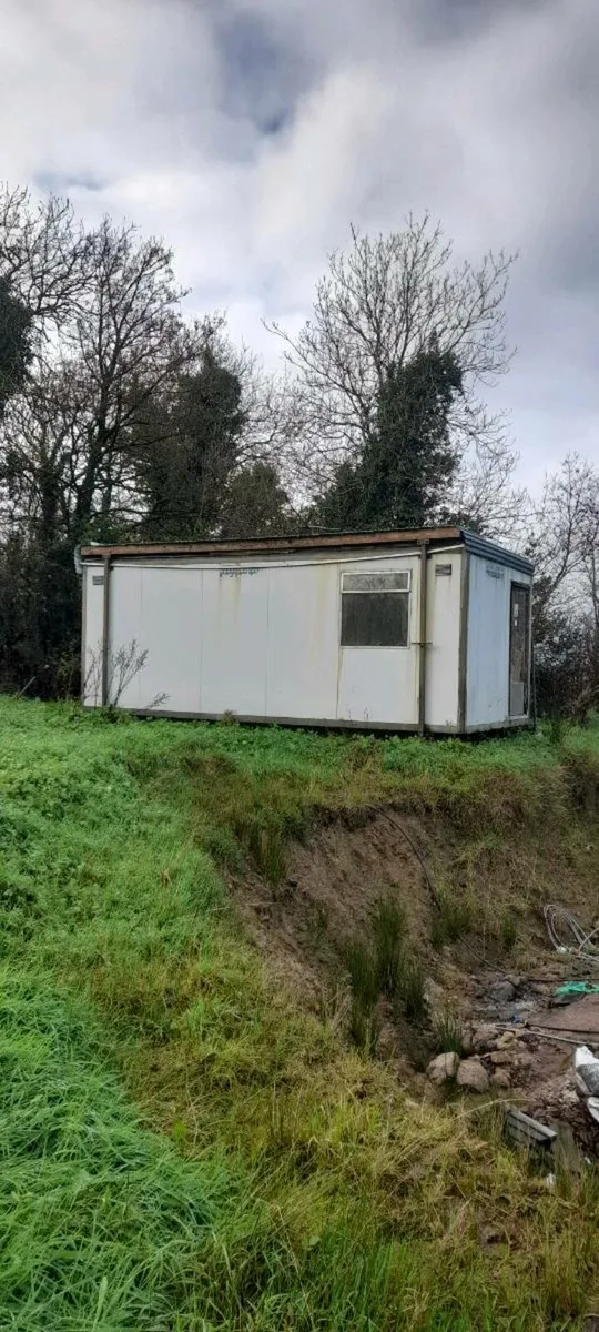 FREE FREE FREE!!! Prefab/Storage Container - Image 1