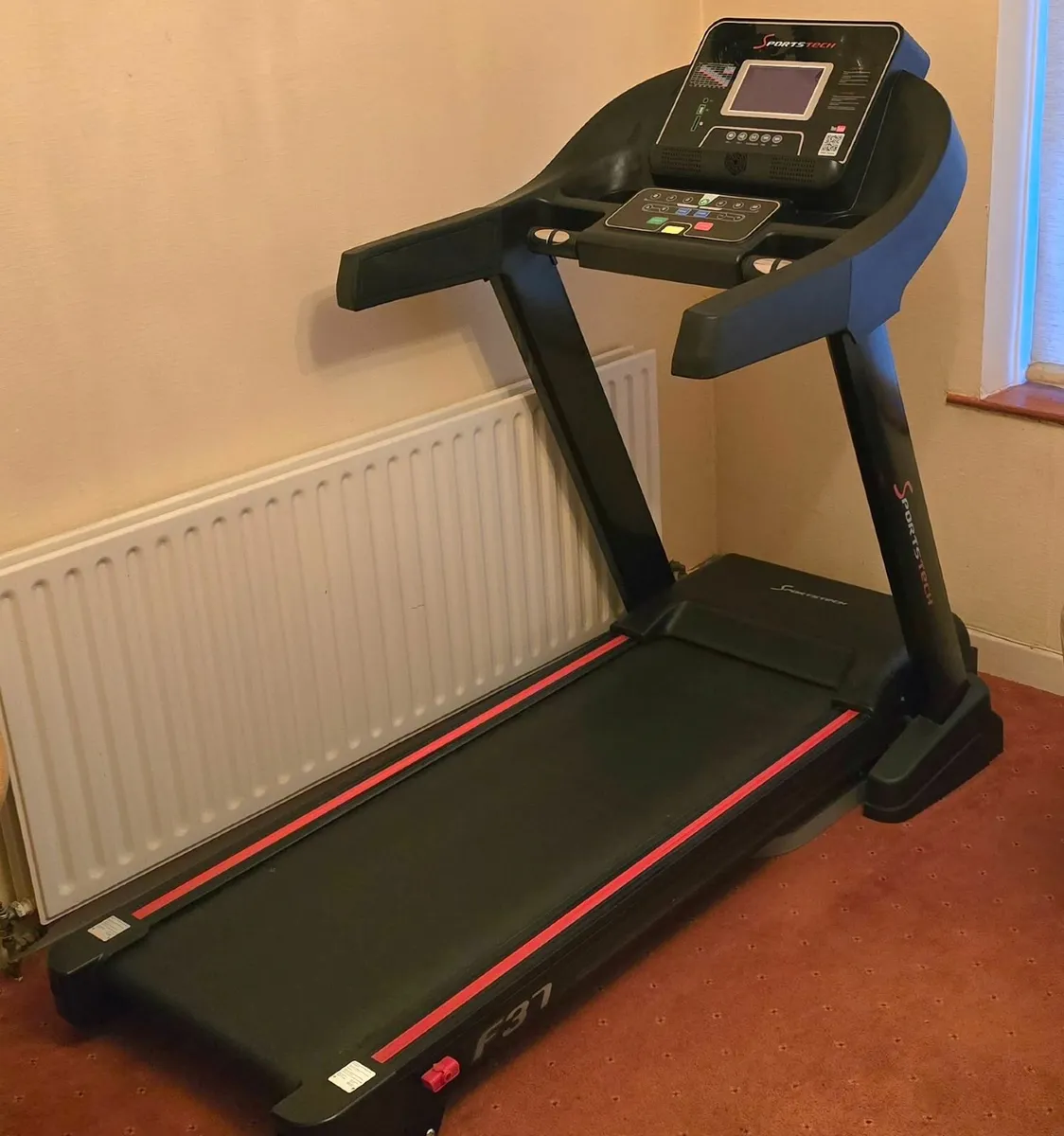 Sportstech f37 treadmill hotsell