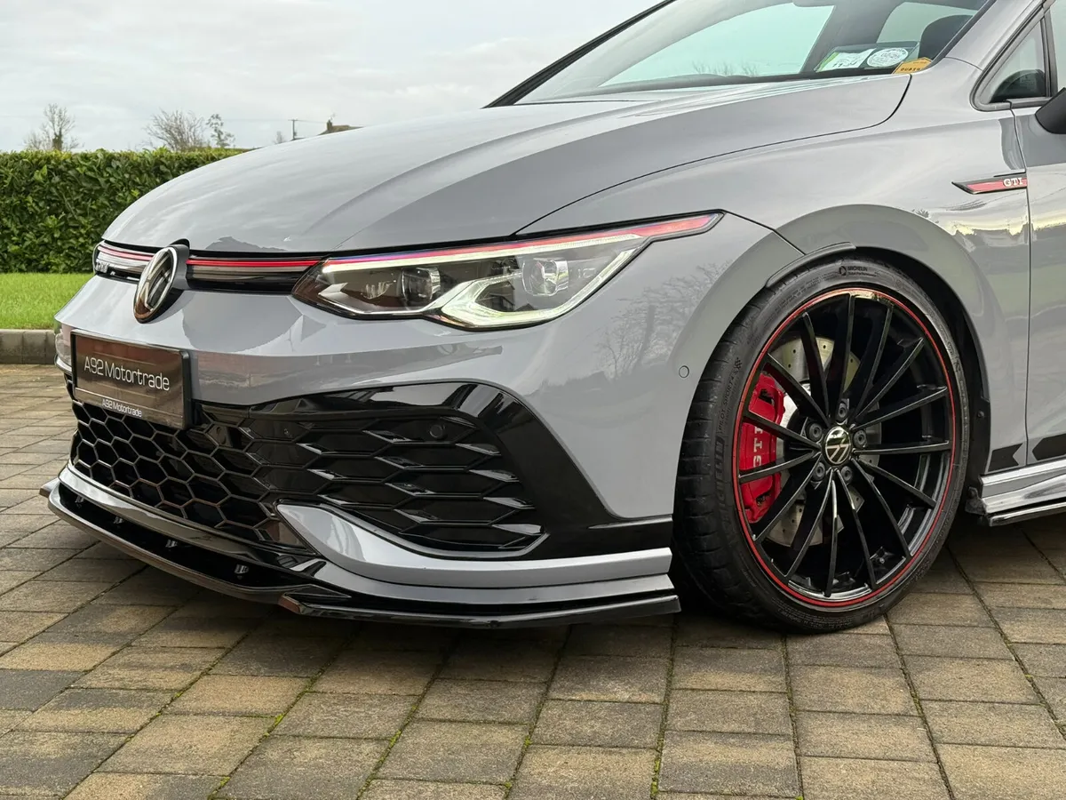 231 VW Golf GTI Clubsport Edition 45 - Image 3