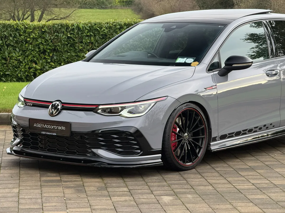 231 VW Golf GTI Clubsport Edition 45 - Image 2
