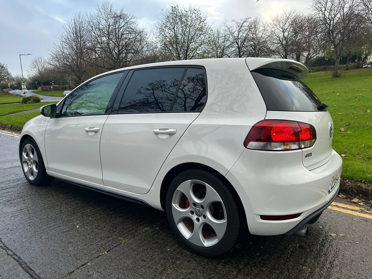Golf gti automatic 65243 miles - Image 3