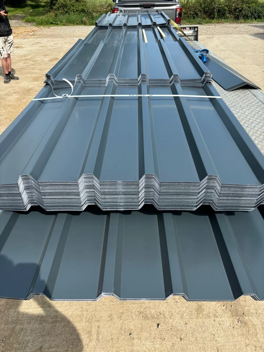 Roof sheeting Boxprofile corrugated🟢GREEN & GREY - Image 1
