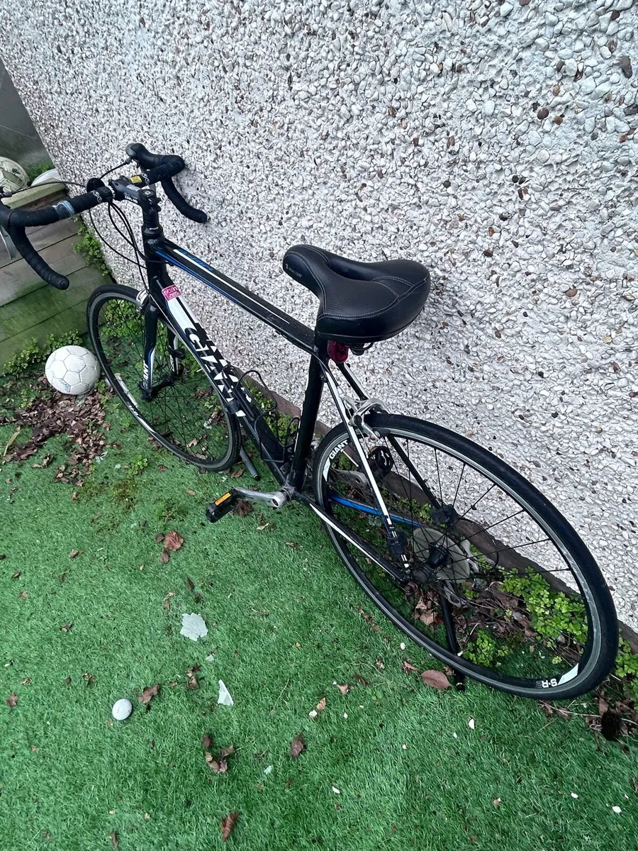 Giant defy 5 road bike for sale in Co. Dublin for 370 on DoneDeal