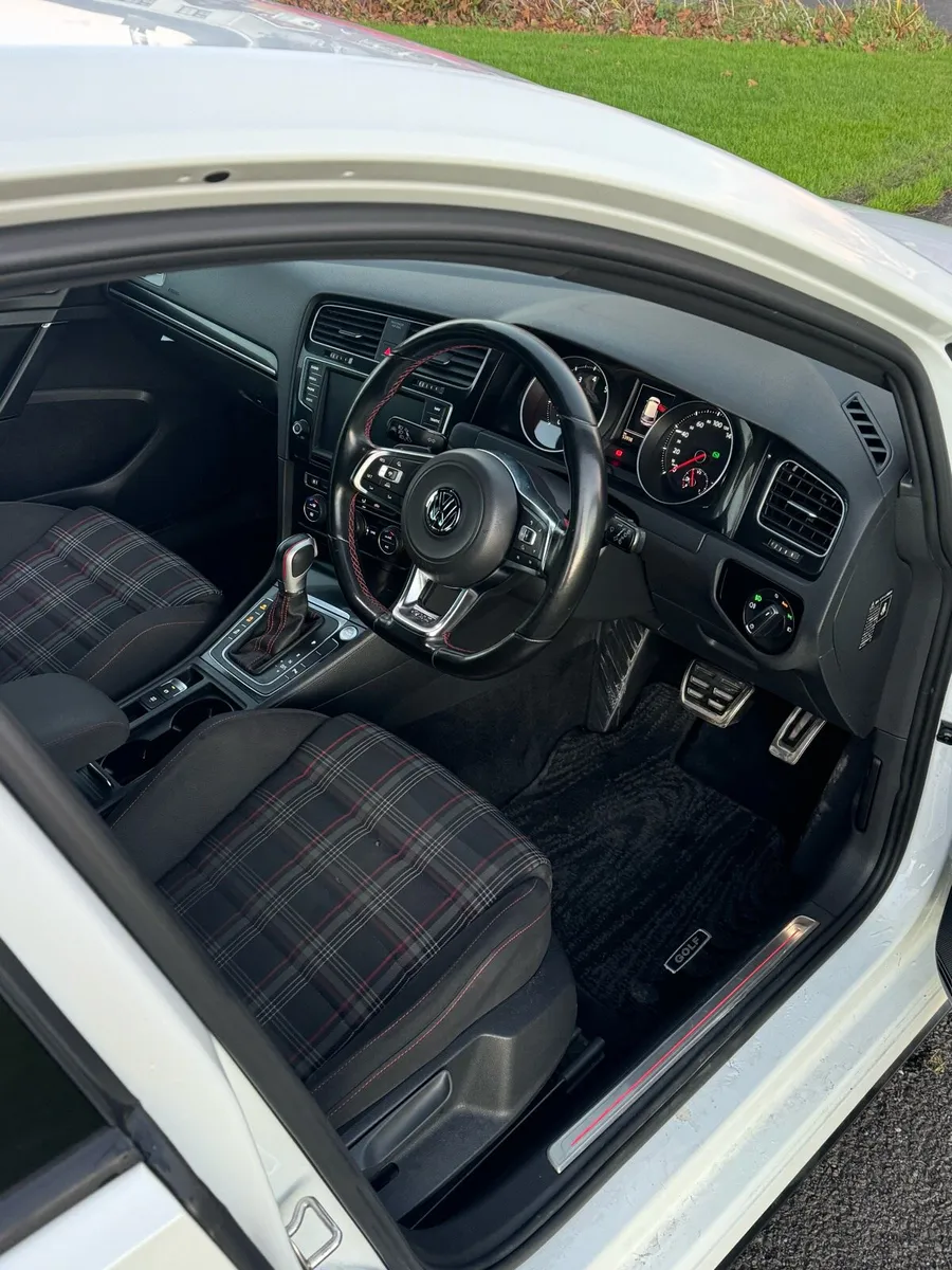 Volkswagen Golf GTI mk7 (low km) - Image 2
