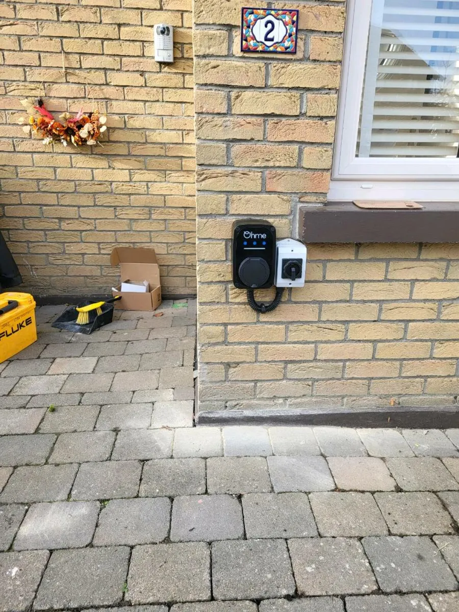 Home ev charger - Image 1