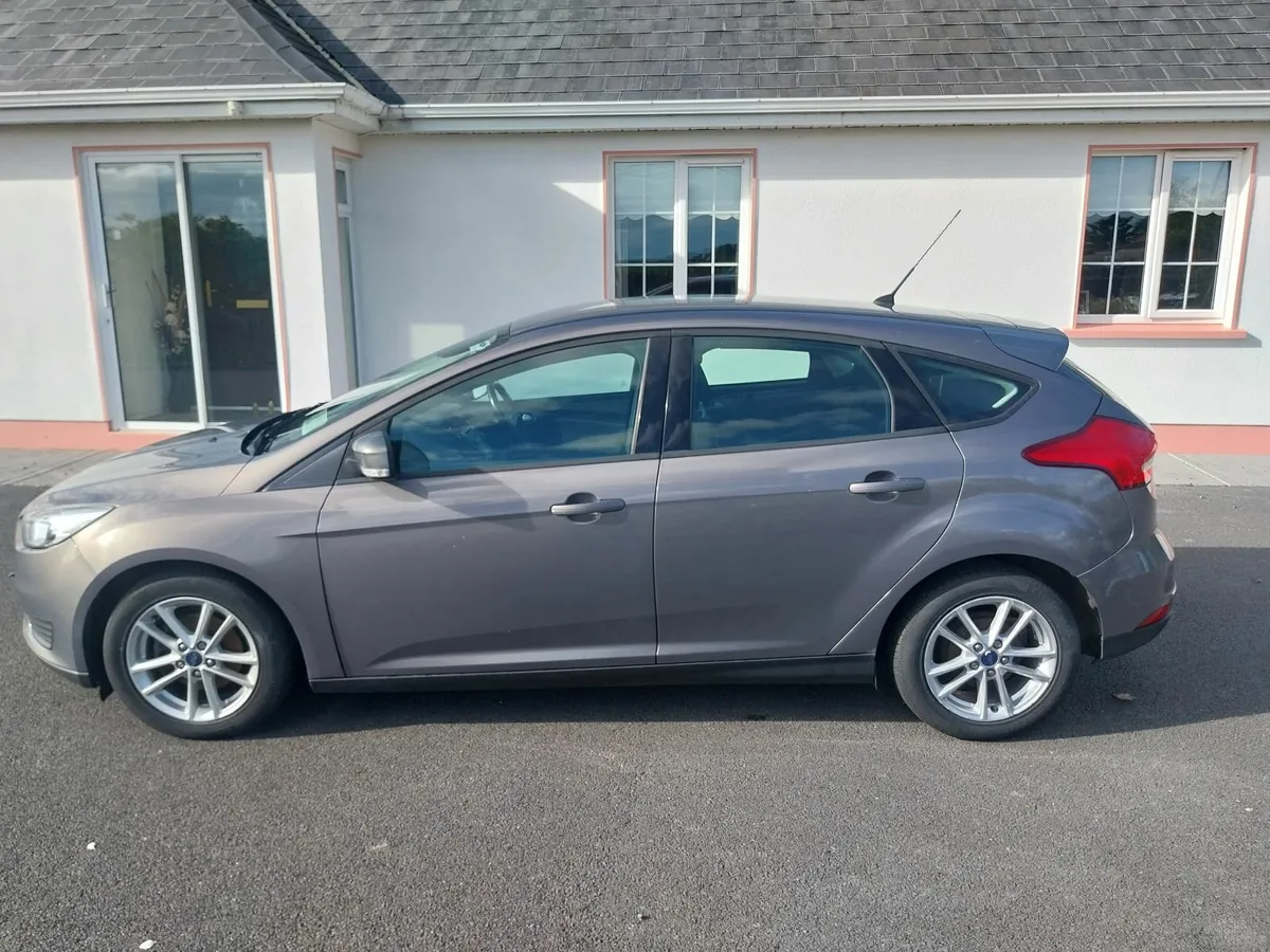 Ford Focus 2015 - Image 3