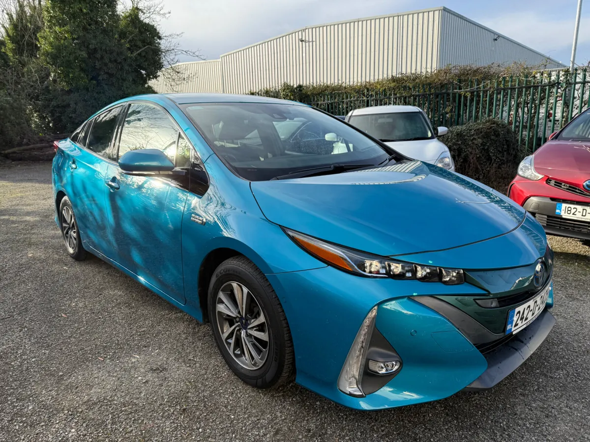 Toyota Prius - Image 1