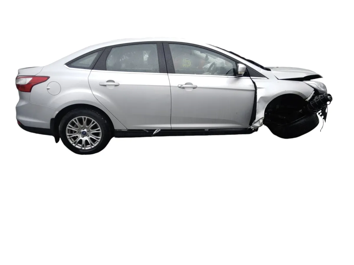 2012 FORD FOCUS Breaking/Dismantling - Image 2