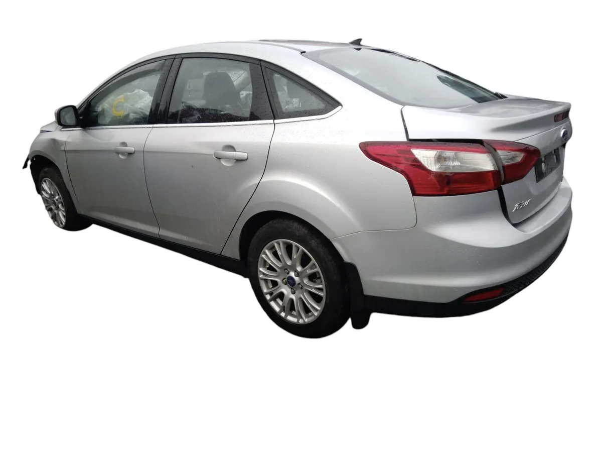 2012 FORD FOCUS Breaking/Dismantling - Image 4