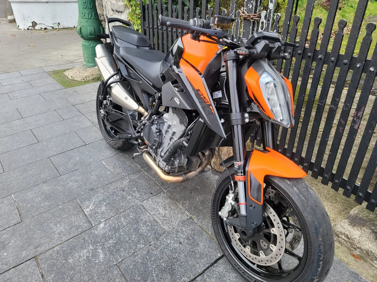 2021 KTM 890 DUKE MOTO4U - Image 1