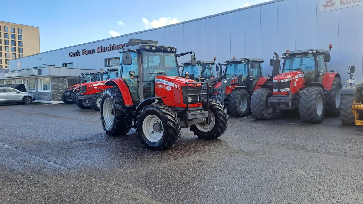 Massey Ferguson 5455 tier3 - Image 3